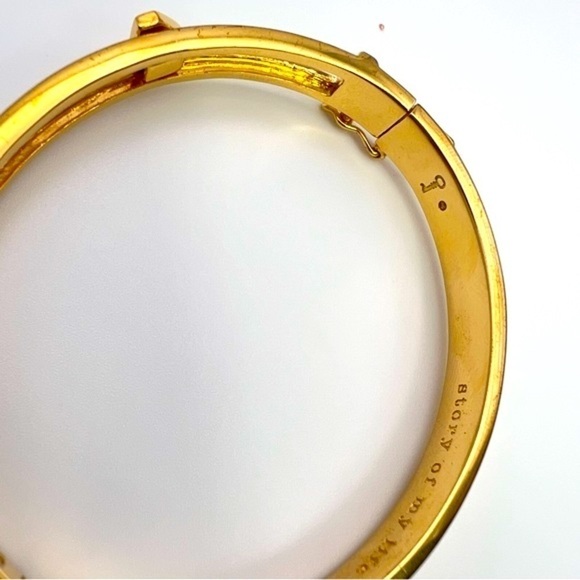 Stella and Dot Keepsake Slider Charm Bangle - Gold - Picture 7 of 12